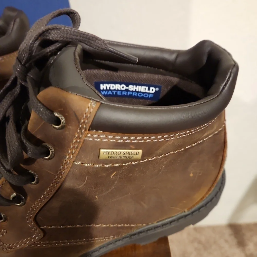 Rockport Storm Surge Plain Toe Boots Size 8.5 Wide